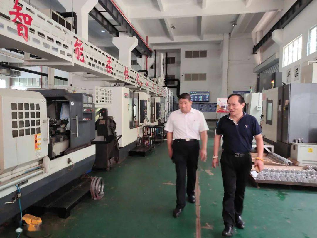 “开云电竞官方网站”*
新光团体董事长钱春生莅临五洋纺机(图3) “开云电竞官方网站”*
新光团体董事长钱春生莅临五洋纺机(图3)