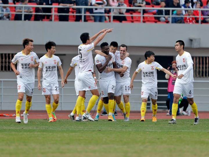 
长春亚泰冲超乐成 浙江能源绿城到场升级附加赛|开云电竞(图2)