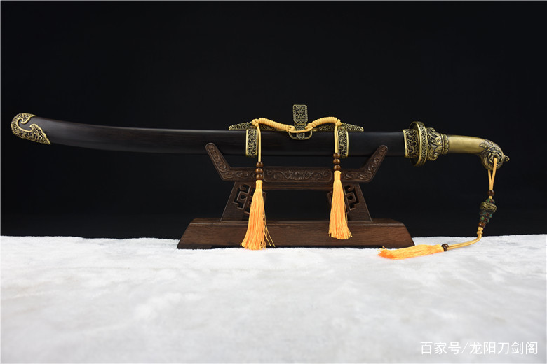 美新泽西州长列车上打电话声音大 被请出安静车厢“开云电竞官方网站”(图2) 开云电竞官网