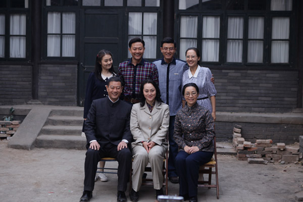 开云电竞-沙特男子身藏14瓶酒过海关被抓 面临鞭刑(图)(图1) 开云电竞